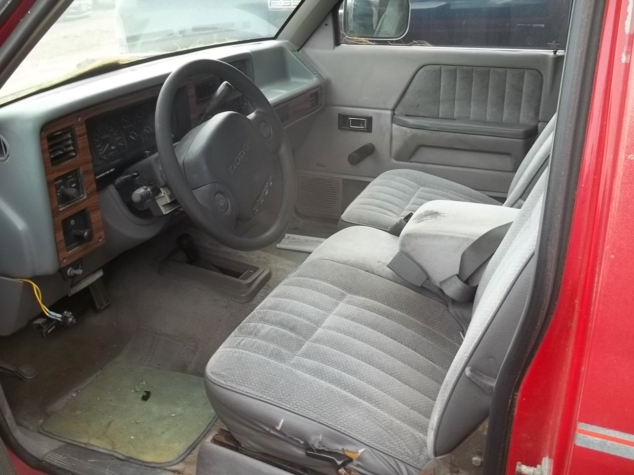 1994 Dodge Dakota Base
