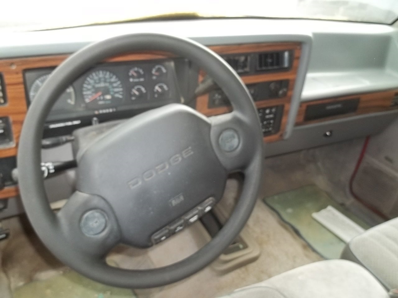 1994 Dodge Dakota Base