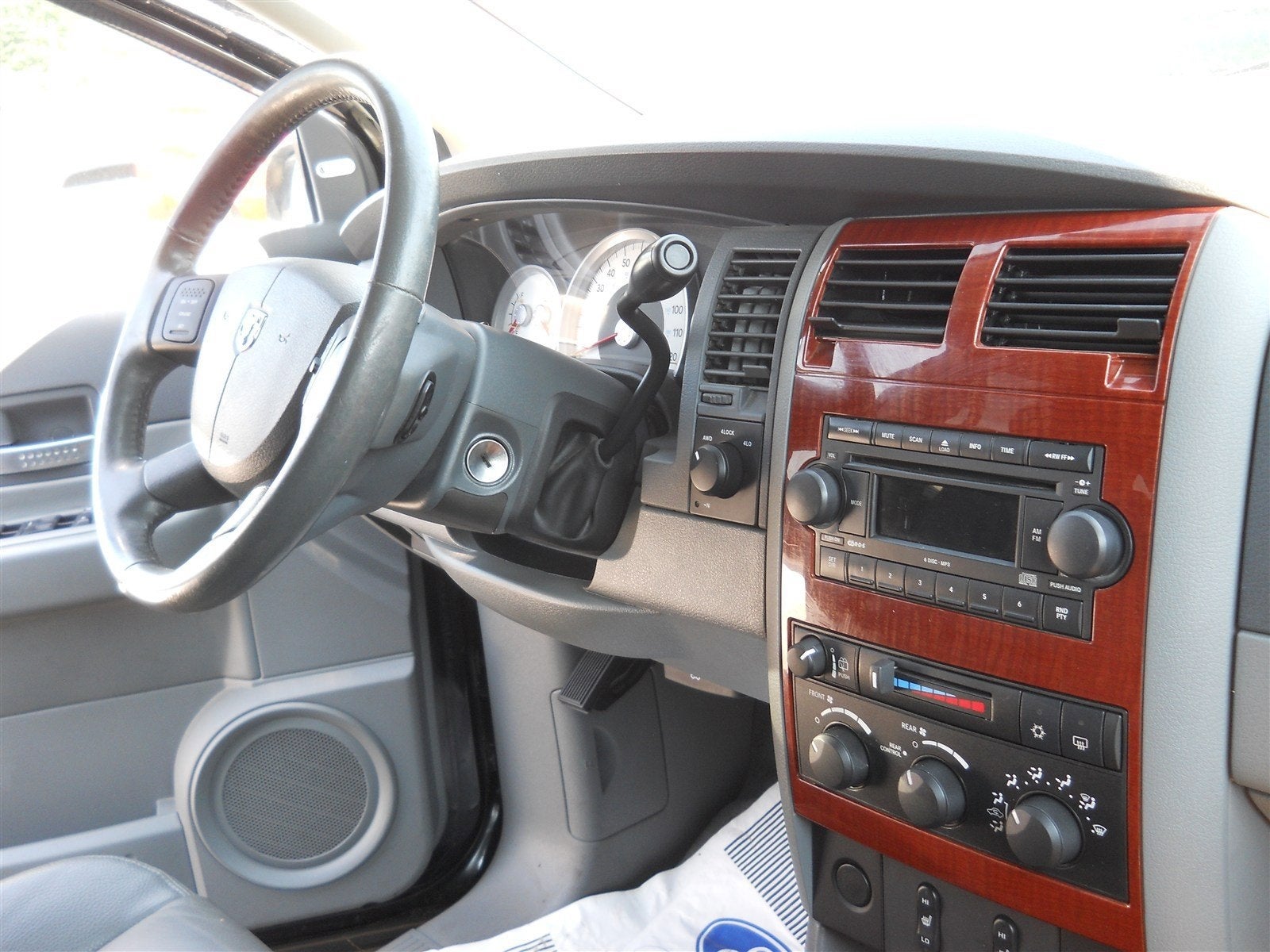 2005 Dodge Durango SLT