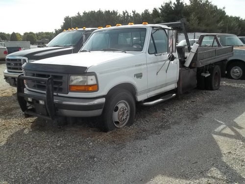 1997 Ford F-350 Chassis Cab Base