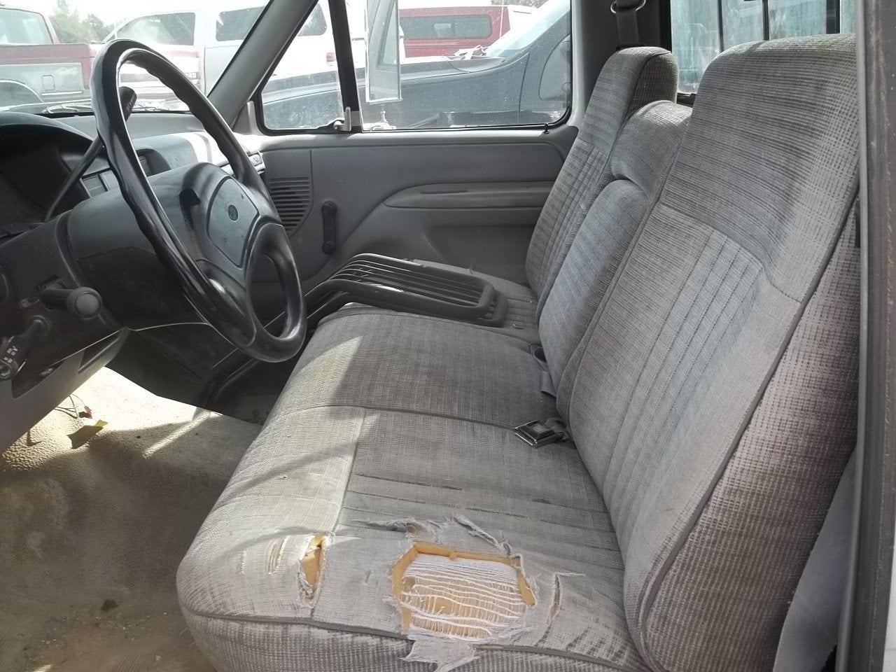 1997 Ford F-350 Chassis Cab Base