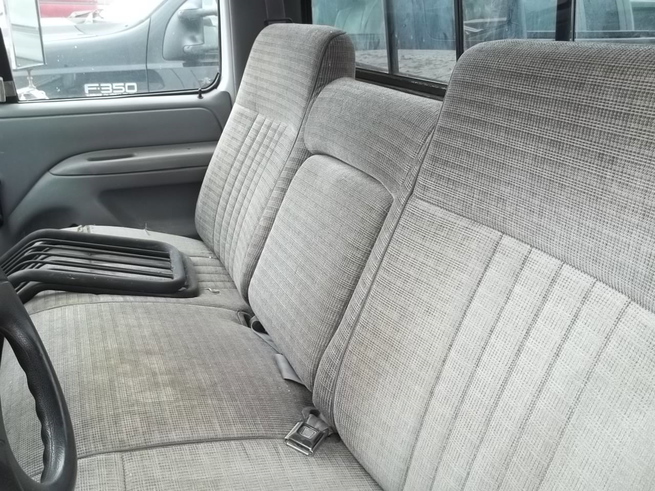 1997 Ford F-350 Chassis Cab Base