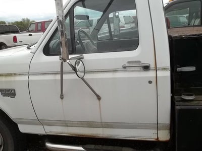 1997 Ford F-350 Chassis Cab Base