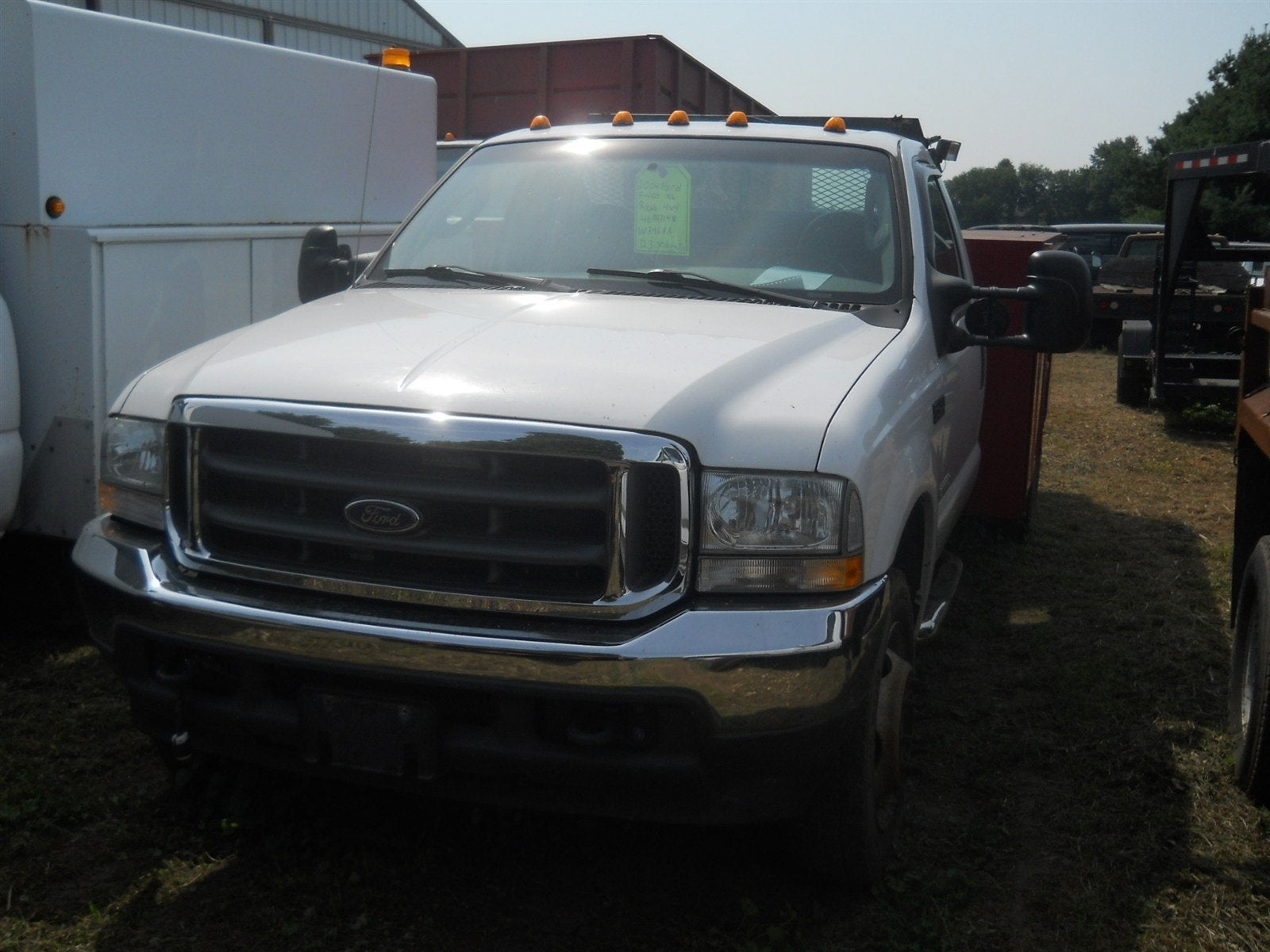 2004 Ford Super Duty F-450 DRW XL