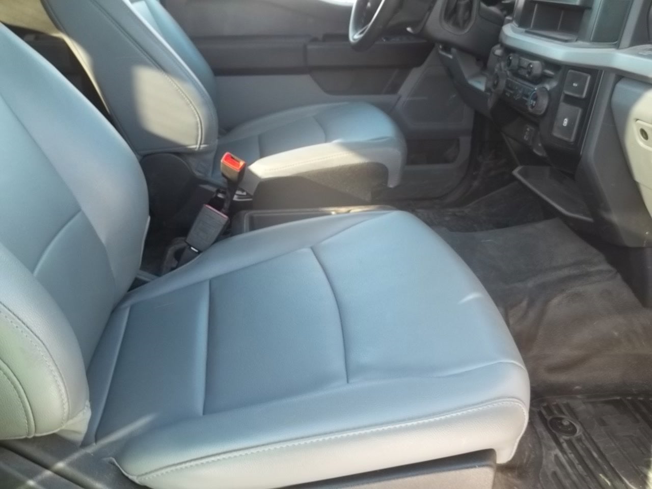 2023 Ford Super Duty F-350 DRW XL