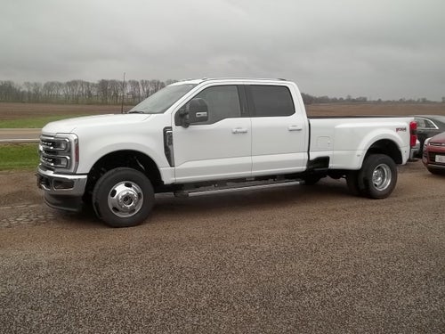 2024 Ford Super Duty F-350 DRW LARIAT