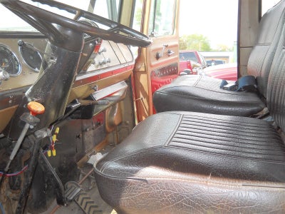 1971 International Tilt Cab Base