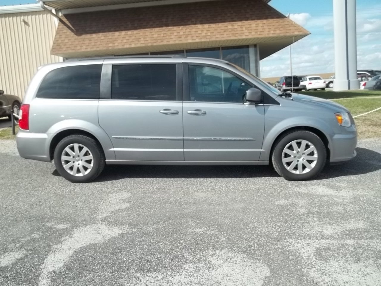 2016 Chrysler Town & Country Touring