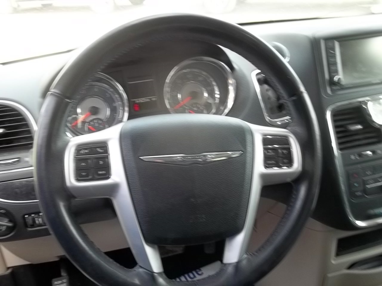 2016 Chrysler Town & Country Touring