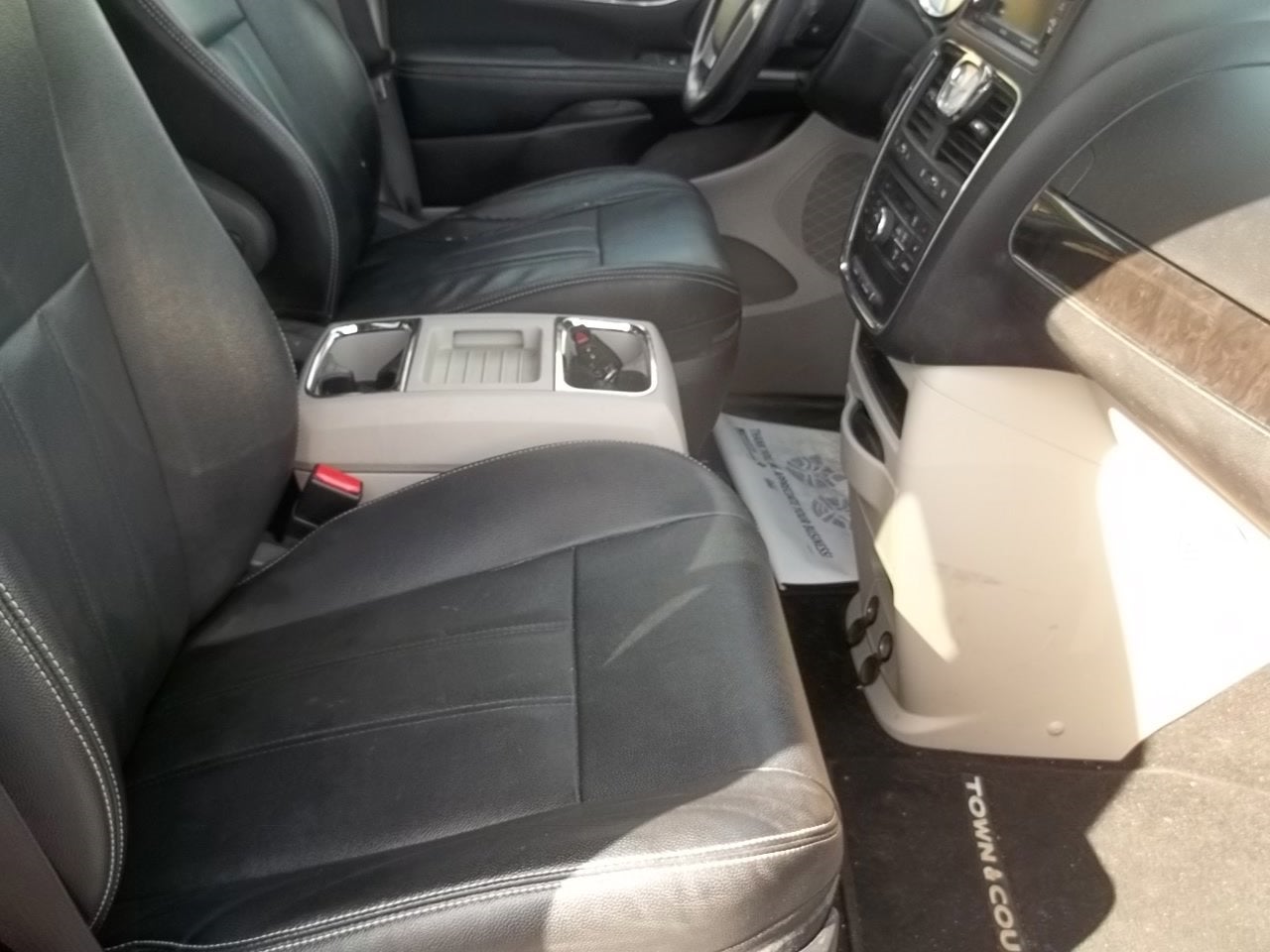 2016 Chrysler Town & Country Touring