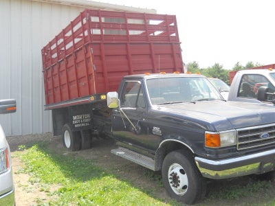 1990 Ford F-Super Duty Base