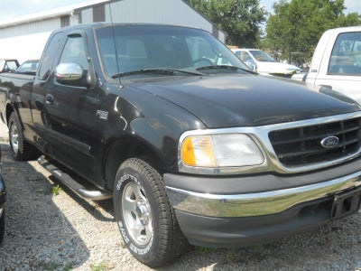 2001 Ford F-150 XLT