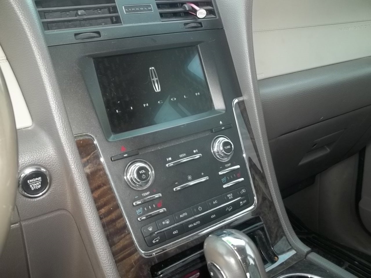 2017 Lincoln Navigator Select